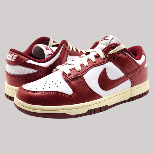 Nike Dunk Low "Vintage Red"