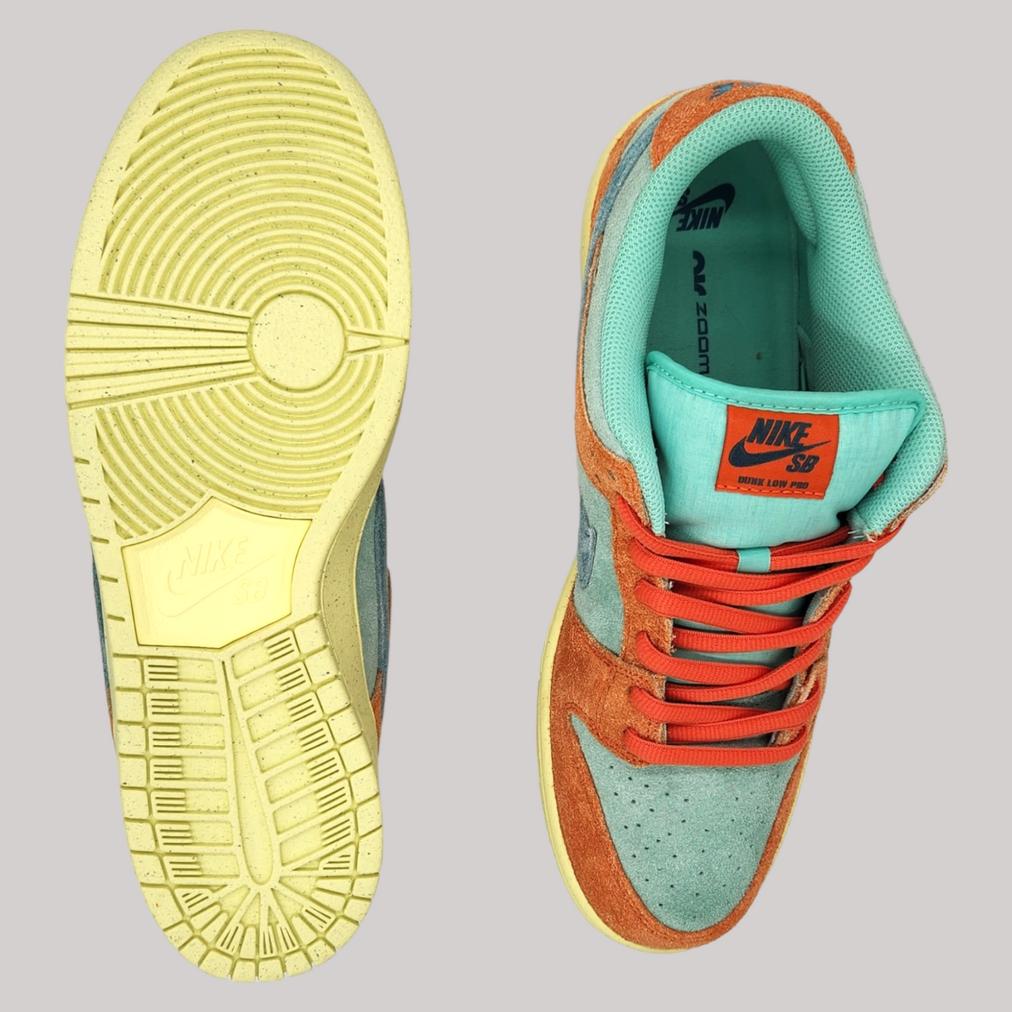 Nike SB Dunk Low "Orange Emerald"