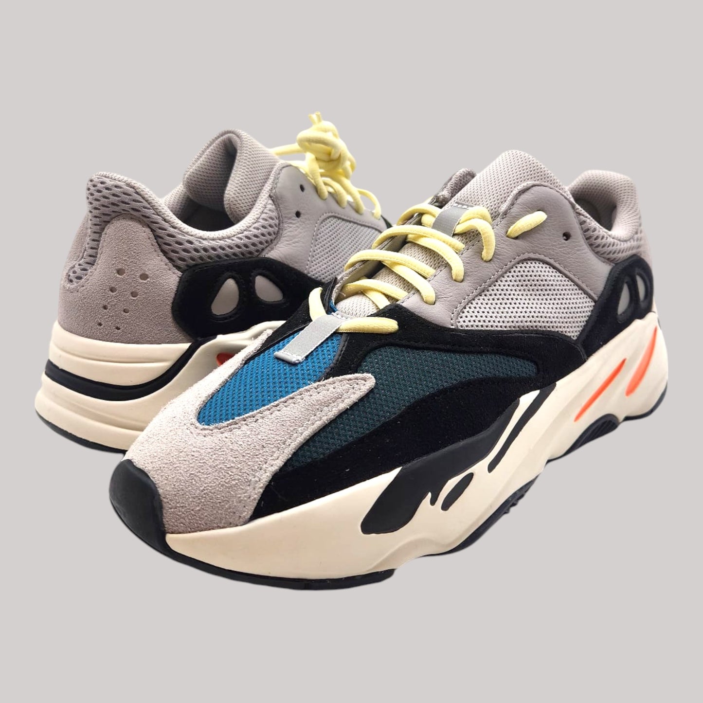 Adidas Yeezy 700 "Waverunner"