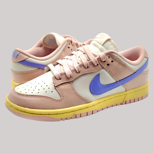 Nike Dunk Low "Pink Oxford"