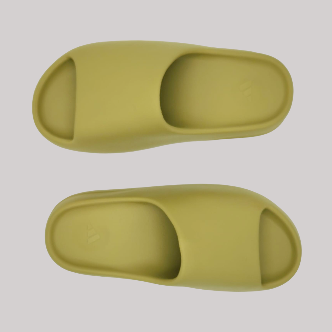 Adidas Yeezy Slide "Resin"