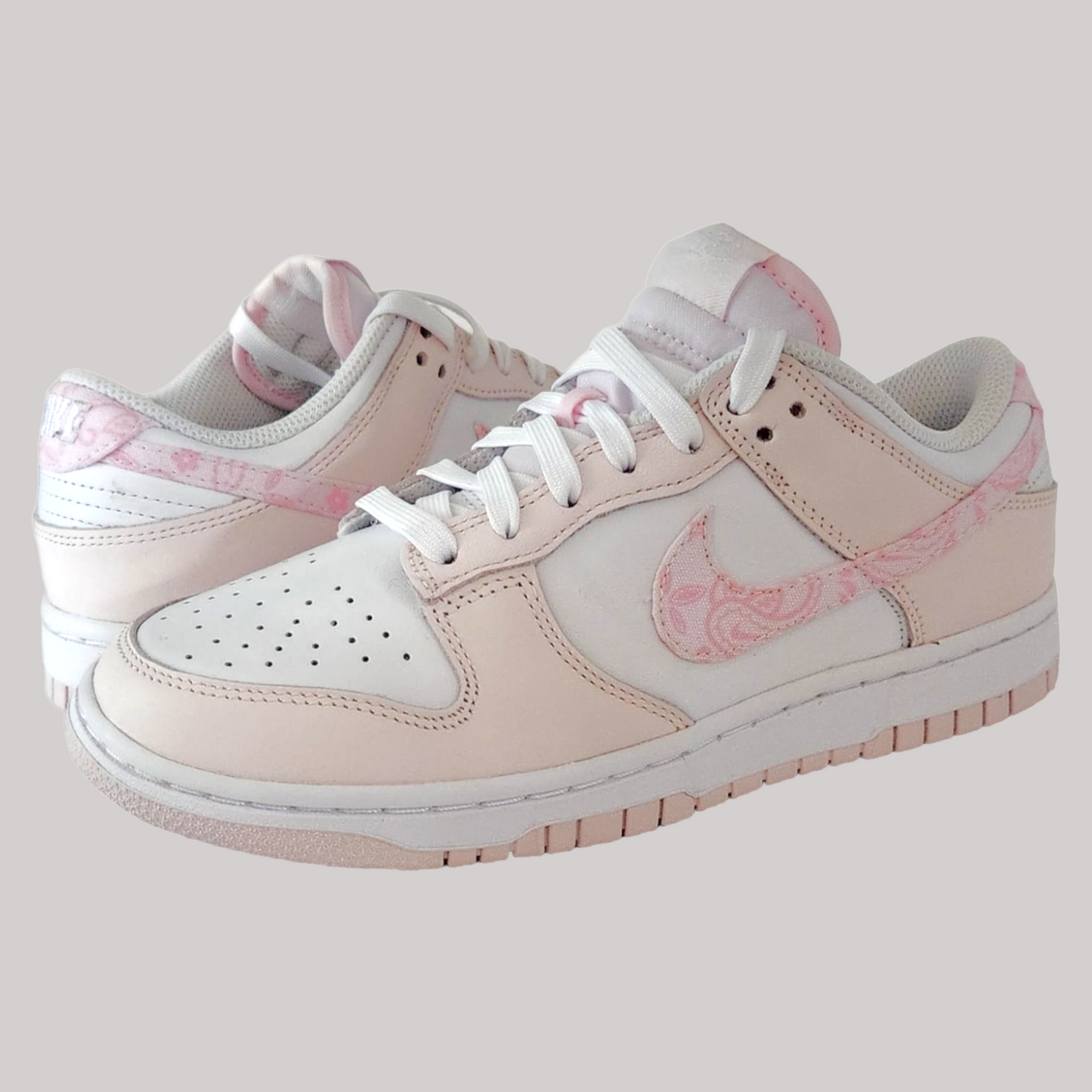 Nike Dunk Low "Paisley Pink"