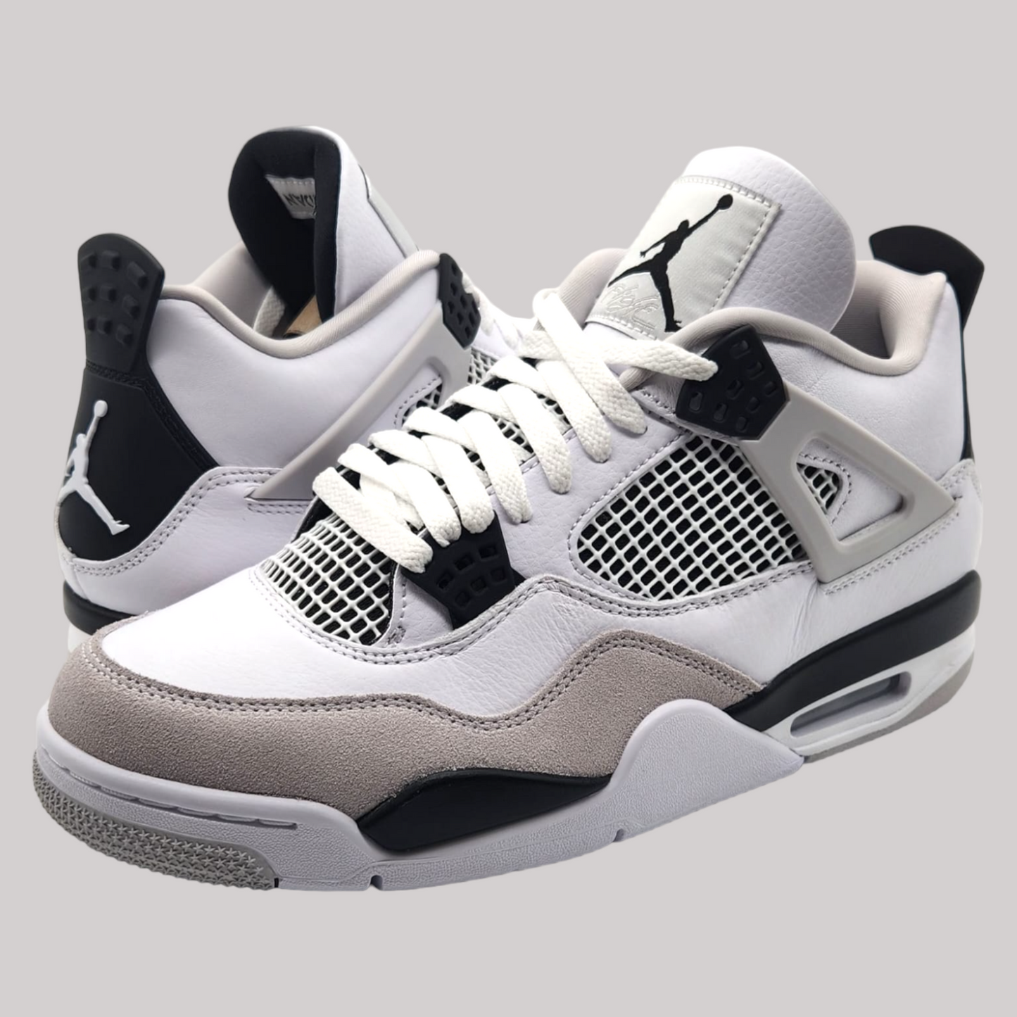 Jordan 4 "Military Black"